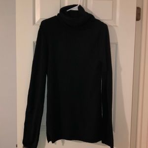Black Turtleneck Sweater 🖤